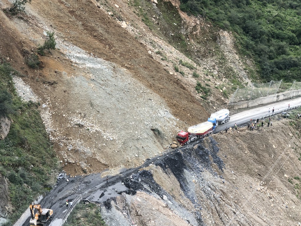 1596696211541992.jpg 1596696211541992.jpg